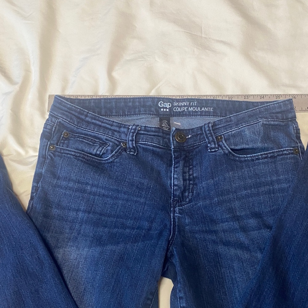 GAP Women's Skinny Jeans - Dark Blue